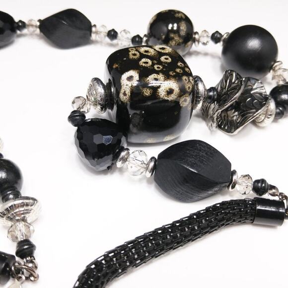 Long Black Art Glass & Wooden Beaded Mesh Necklace, 34 Inches, Signed CJ Banks - Picture 6 of 8